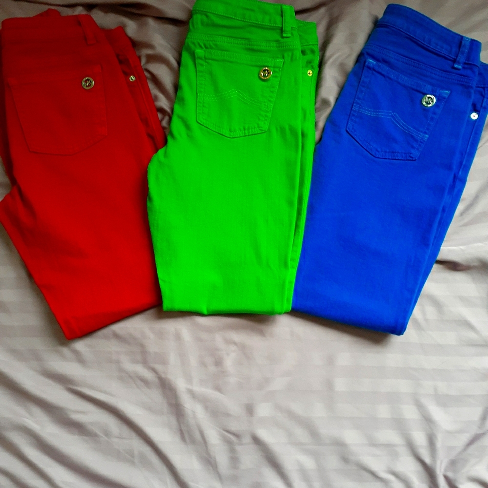 NWT- NWOT- This is a 5 Pair bundle of Michael Kors